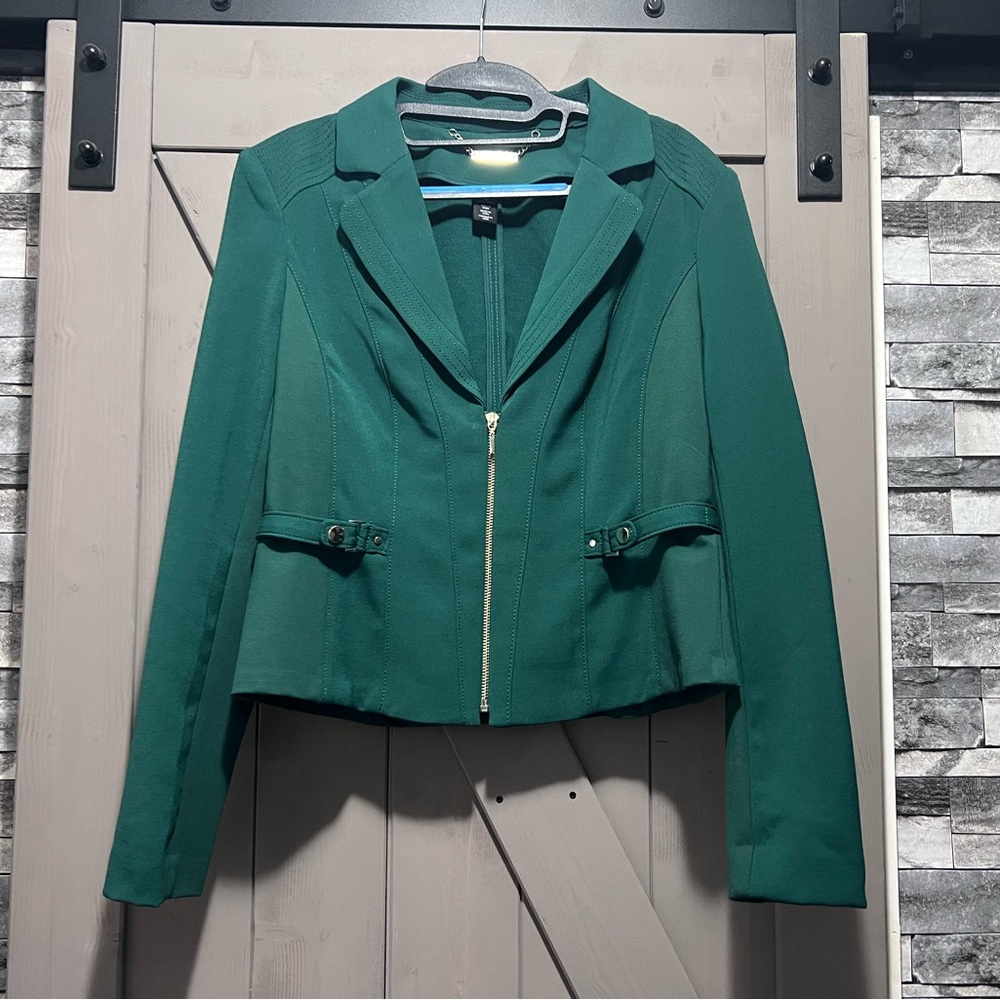 White House Black Market Waist Length Blazer (Green/Size 10)